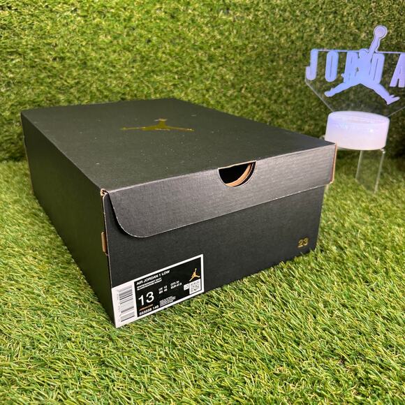 Air Jordan 1 Low 'Georgetown' Size 13 553558-146 - Picture 10 of 11